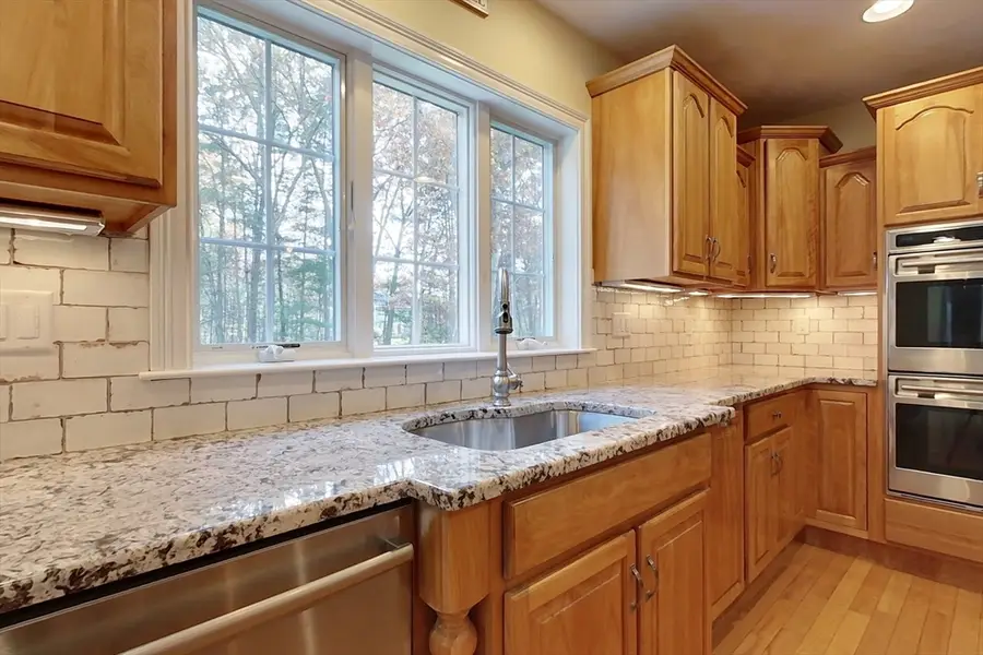 452 River St, Dunstable, MA 01827 - Image #3