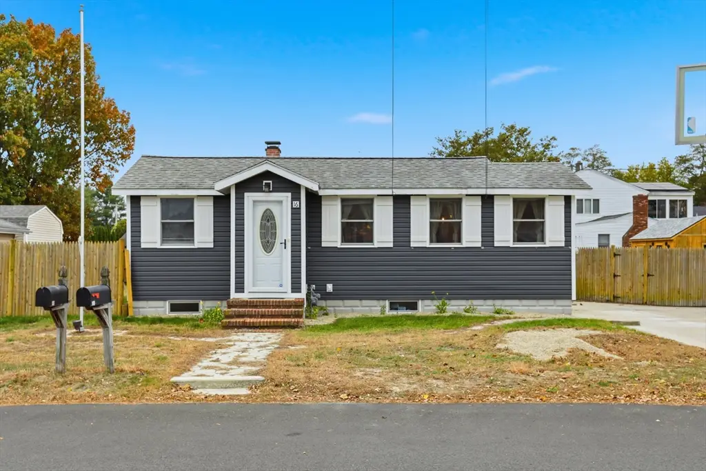 16 Farley St, Methuen, MA 01844 - Image #1