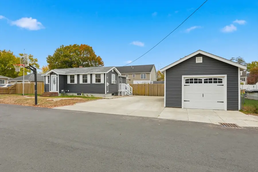 16 Farley St, Methuen, MA 01844 - Image #3