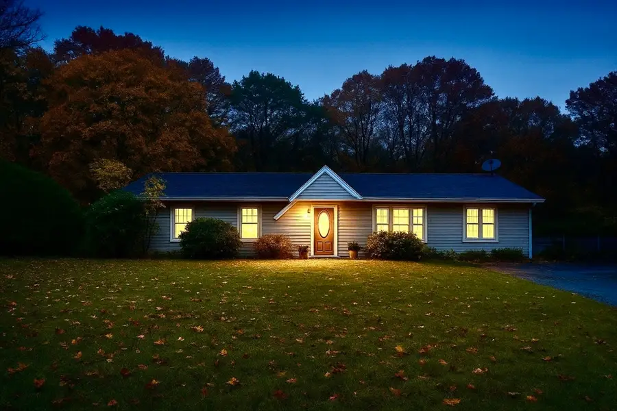 169 Powderhorn Dr, Taunton, MA 02780 - Image #2