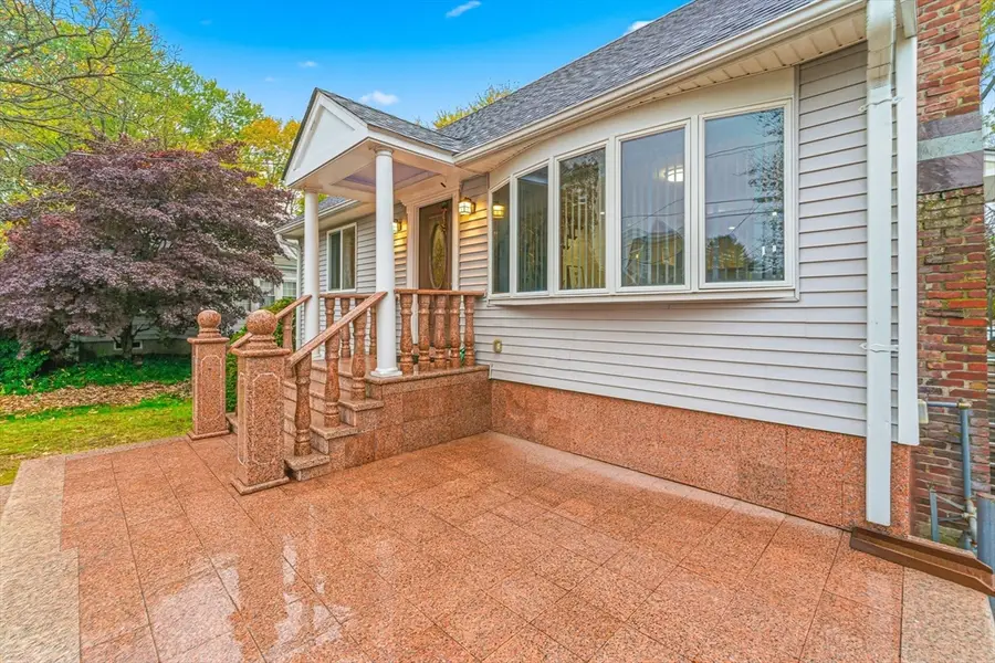 63 Dickerman Ln, Braintree, MA 02184 - Image #2