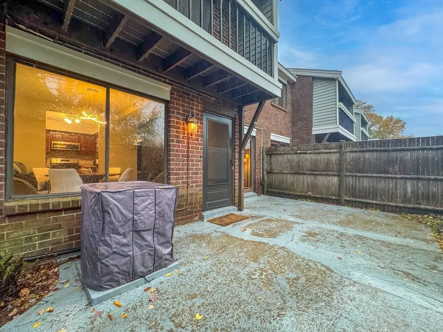 175 Greenbrook Dr #175, Stoughton, MA 02072 - Image #2