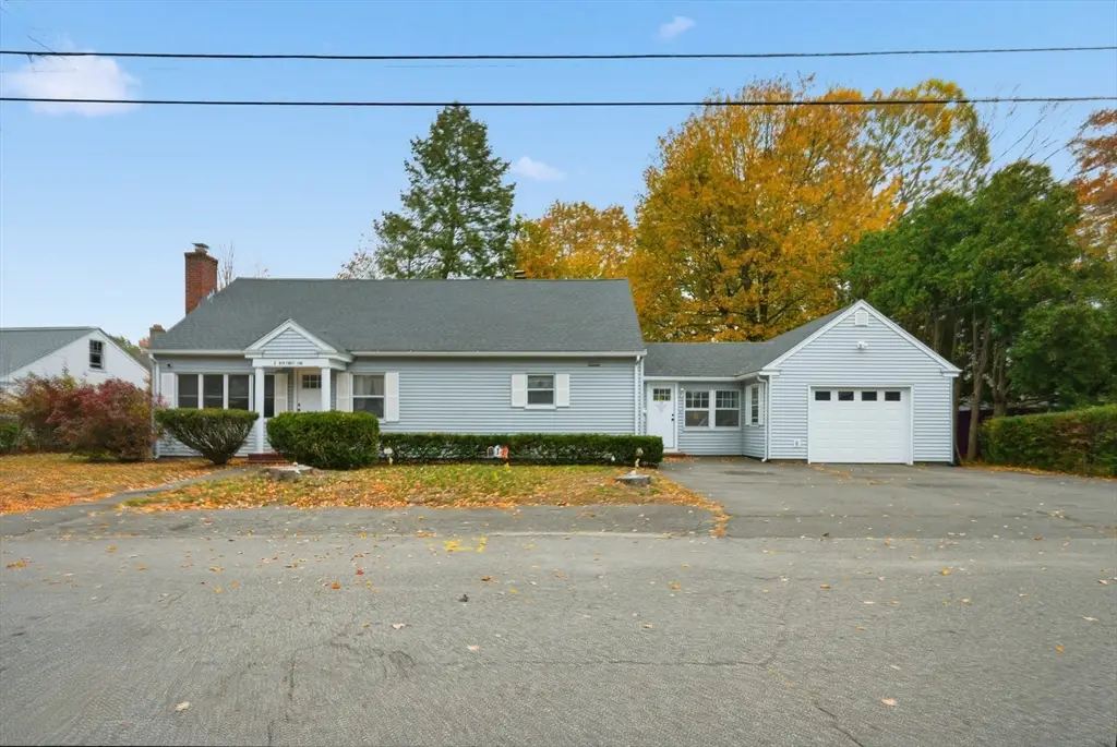 2 Glen Forest Ln, Methuen, MA 01844 - Image #1