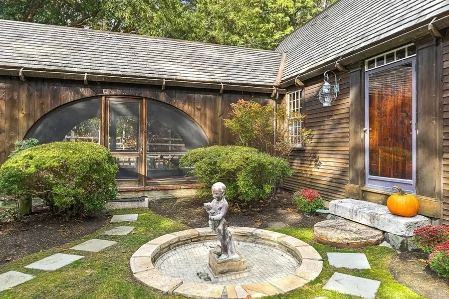 5A Wood Lane, Winchester, MA 01890 - Image #2