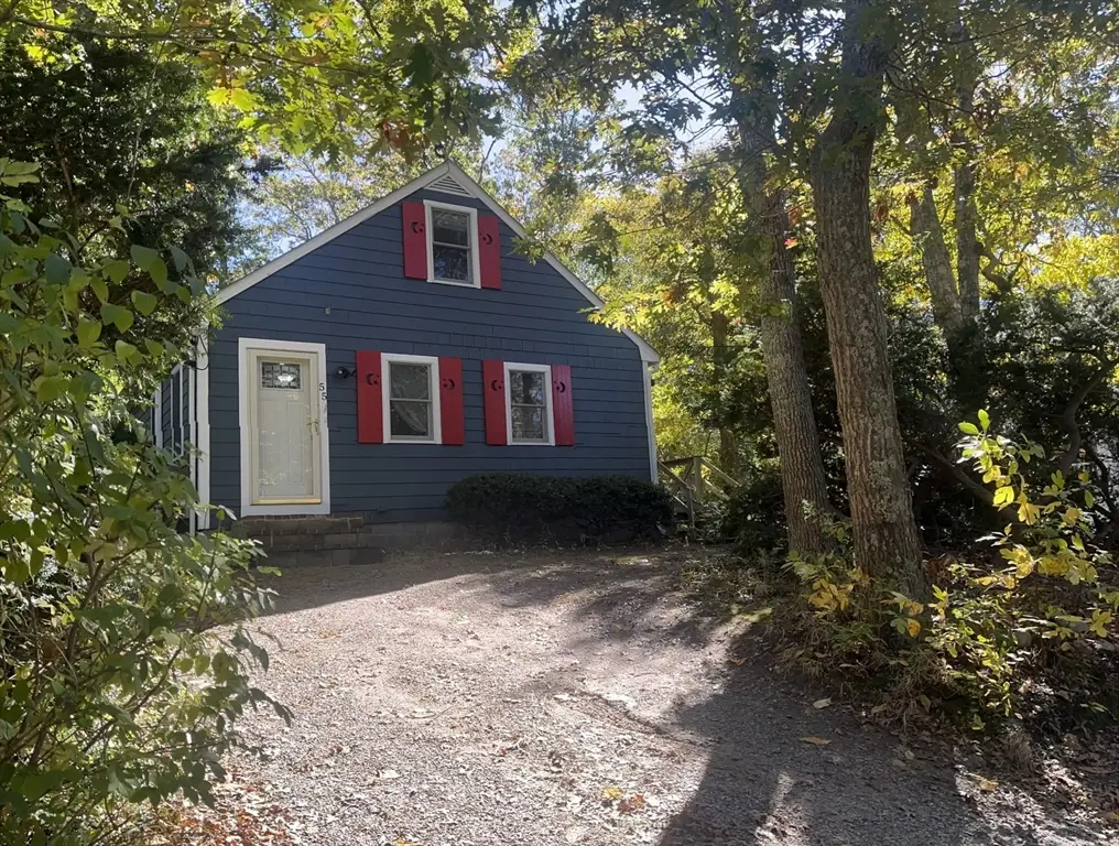 55 Ellisville Dr, Plymouth, MA 02360 - Image #1