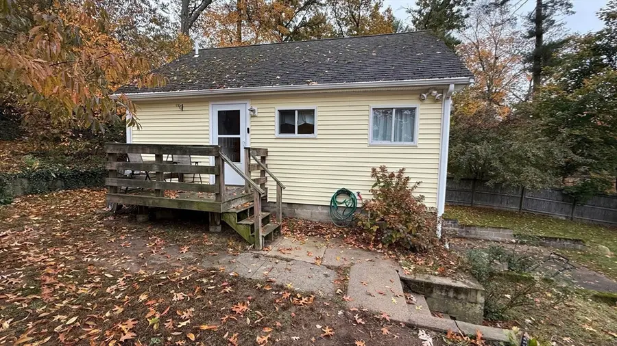 10 Fir Rd, Pembroke, MA 02359 - Image #3