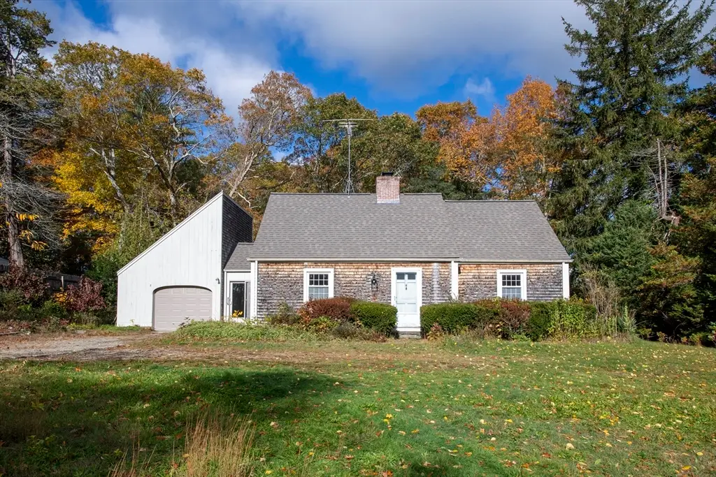 47 Fairhaven Rd, Mattapoisett, MA 02739 - Image #1
