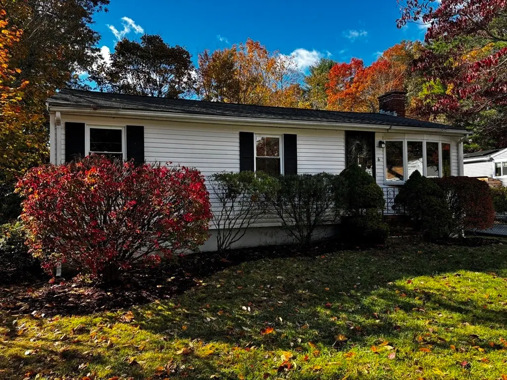 6 Evan Rd, Pembroke, MA 02359 - Image #1