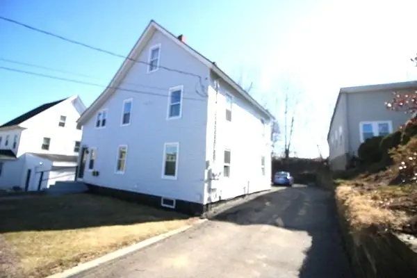 95 Laurel St, Leominster, MA 01453 - Image #2
