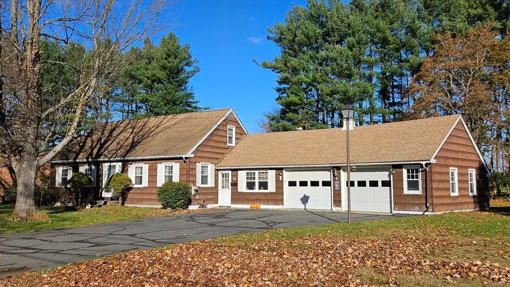 13 Captain Lathrop Dr, South Deerfield, MA 01373 - Image #1