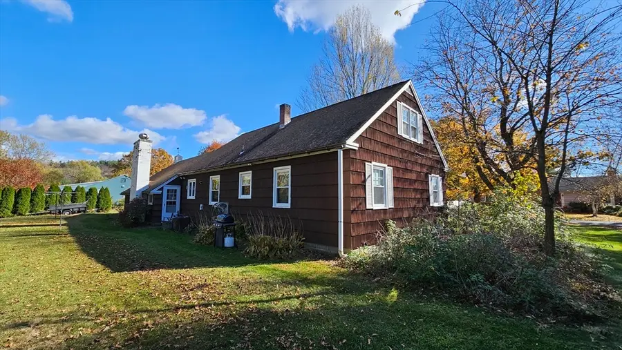 13 Captain Lathrop Dr, South Deerfield, MA 01373 - Image #3