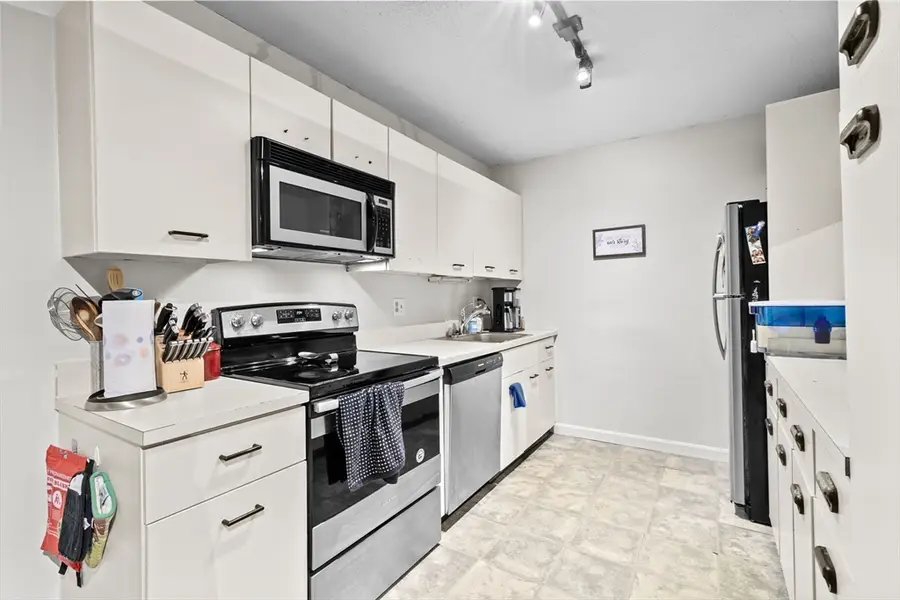 96 Old Colony Ave #112, East Taunton, MA 02771 - Image #2