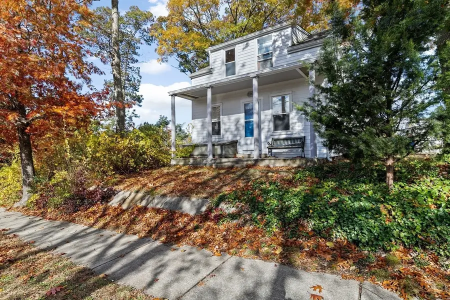 101 Carlisle St, New Bedford, MA 02745 - Image #2