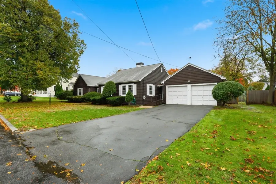 12 Canterbury Road, Winchester, MA 01890 - Image #2