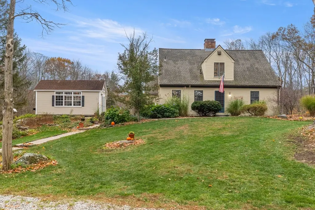 137 Indian Hill St, West Newbury, MA 01985 - Image #1