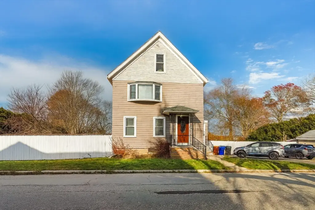 142 Norman St, Fall River, MA 02721 - Image #1
