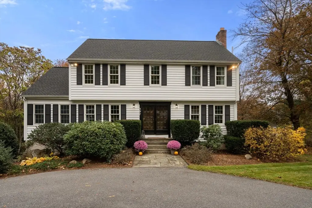 397 Stow Rd, Marlborough, MA 01752 - Image #1