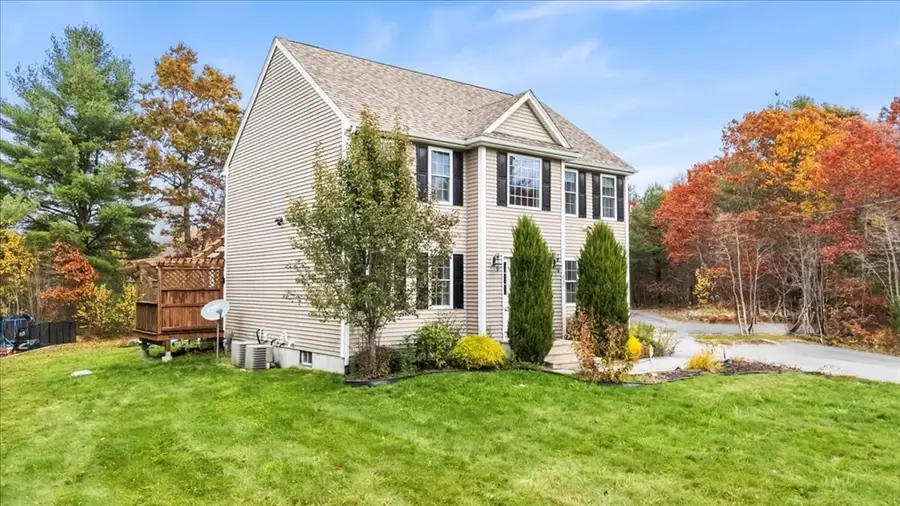 837 Glebe St, Taunton, MA 02780 - Image #3