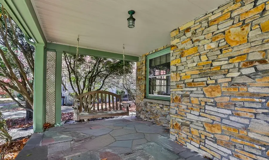 32 Columbine Rd, Milton, MA 02186 - Image #2