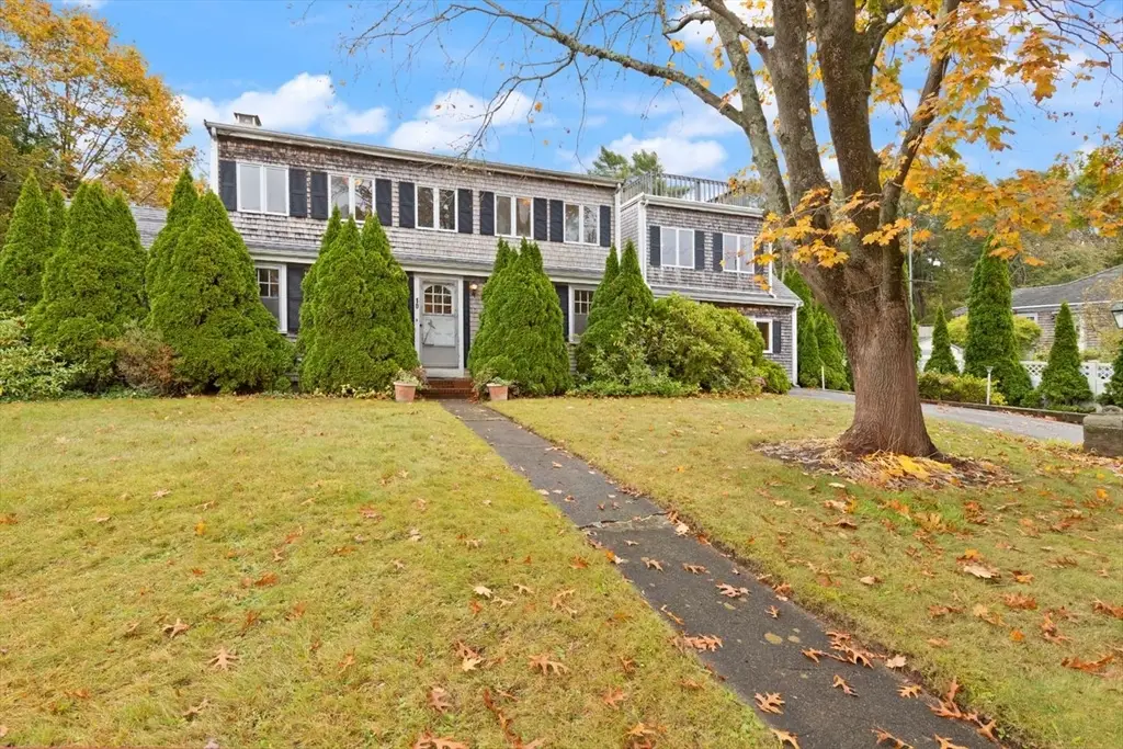 10 Oak St, Wareham, MA 02571 - Image #1