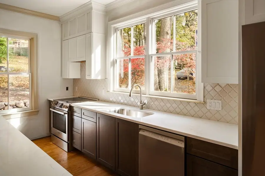 181 Lowell St, Arlington, MA 02474 - Image #2