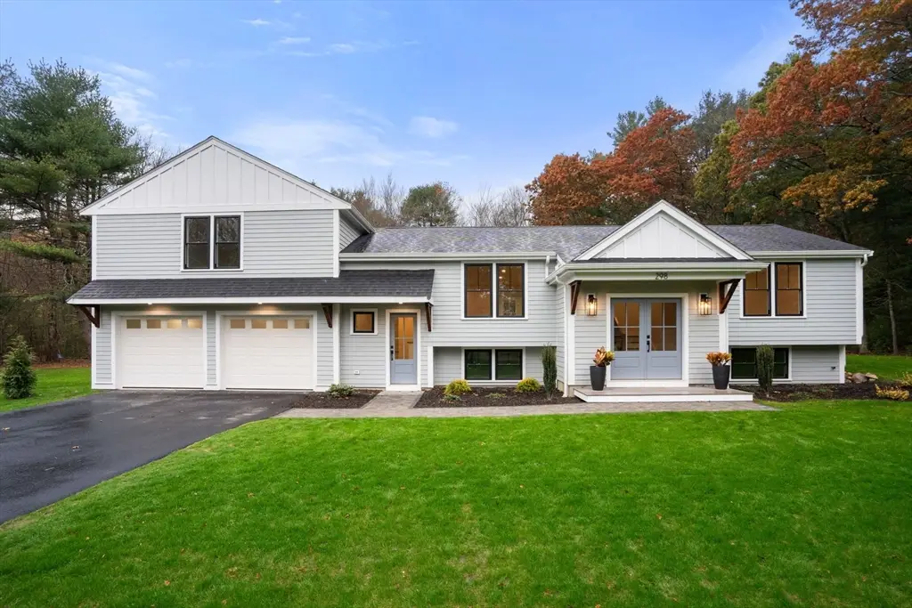 298 Autumn Ave, Duxbury, MA 02332 - Image #1