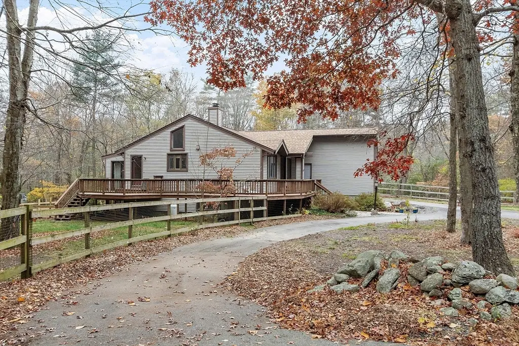 59 Seymour St, Berkley, MA 02779 - Image #1