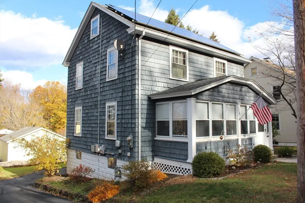 21 Hillside Ave, Turners Falls, MA 01376 - Image #1