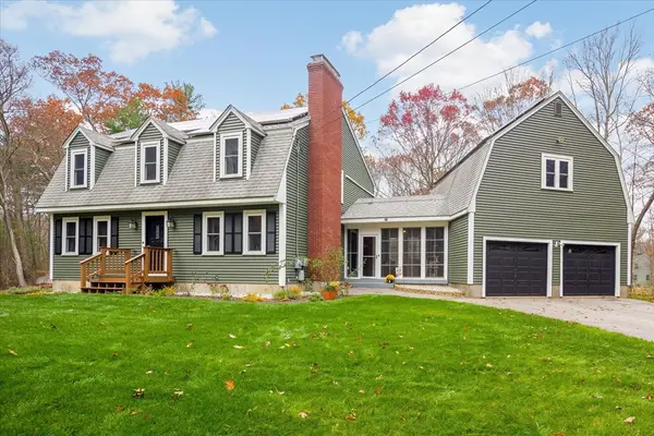 53 Asylum St, Mendon, MA 01756