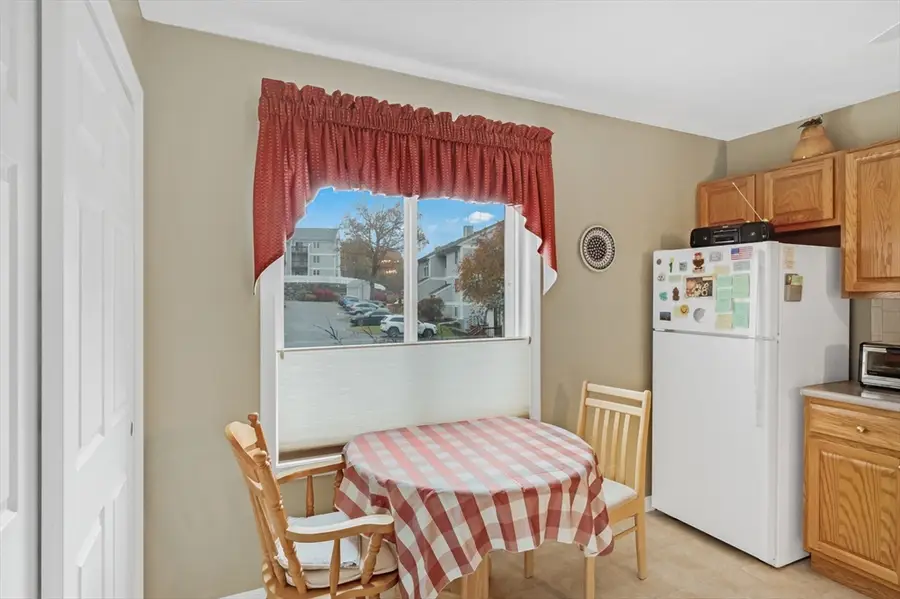 330 Sunderland Rd #87, Worcester, MA 01604 - Image #3