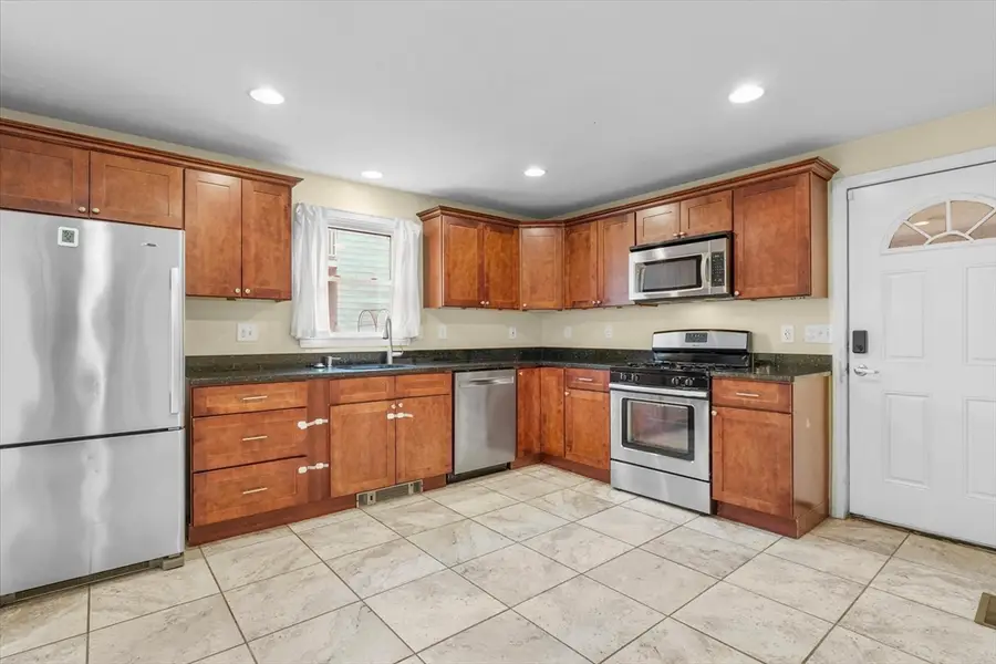 16 Otis Street, Fitchburg, MA 01420 - Image #3