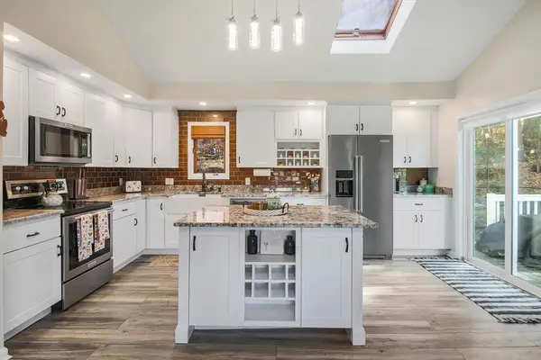 96 Indian Hill Road, Worcester, MA 01606