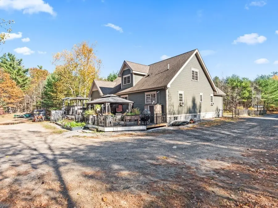 1082 Old Dana Rd, Barre, MA 01005 - Image #3