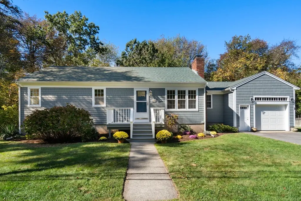 28 Brandt Beach Ave, Mattapoisett, MA 02739 - Image #1