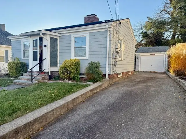 380 Eddy St, Fall River, MA 02723 - Image #2