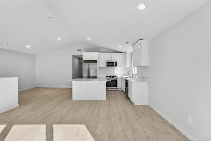 165 Rounds Ave, Providence, RI 02907 - Image #3