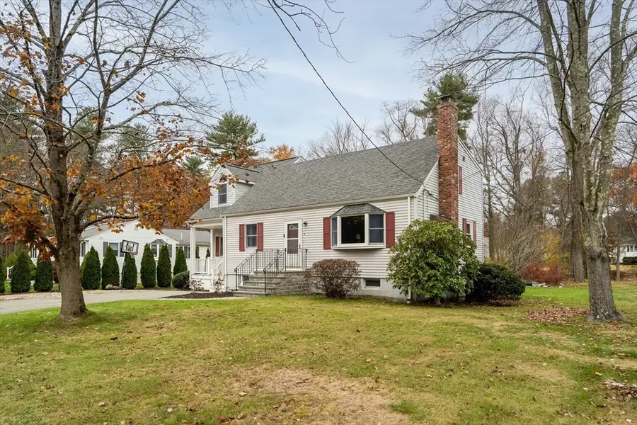11 Violet Rd, Burlington, MA 01803 - Image #2