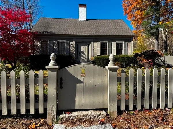 299 Center St, Pembroke, MA 02359