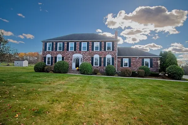 87 French Farm Rd, North Andover, MA 01845