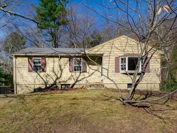 103 Elm St, North Reading, MA 01864