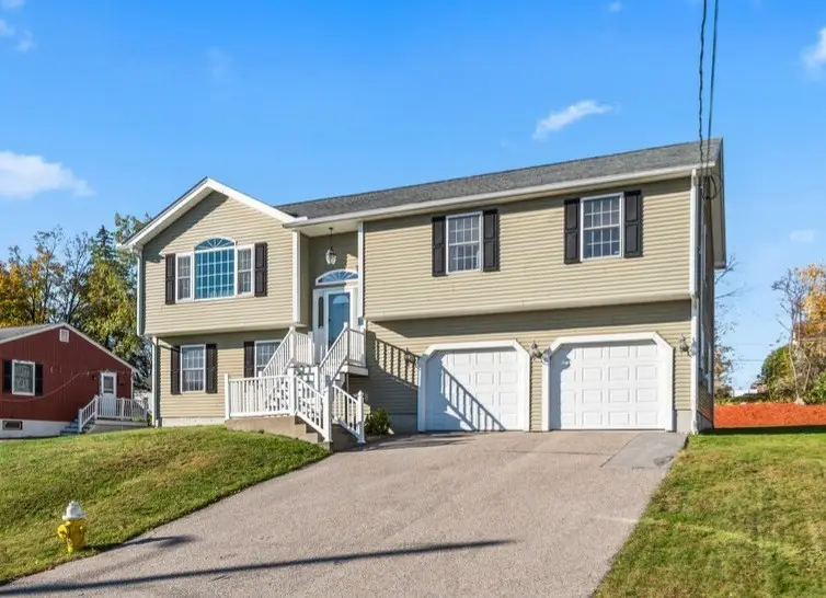 23 Viele Avenue, Worcester, MA 01605 - Image #2