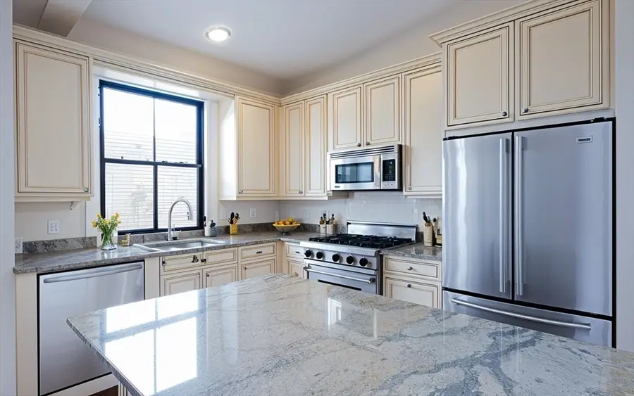 692 Tremont St #6, Boston, MA 02118 - Image #2