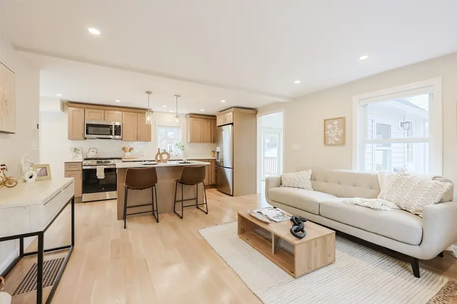 81 Elliott St, Danvers, MA 01923 - Image #2