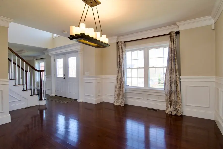 2 Keeneland Cir, Leominster, MA 01453 - Image #3