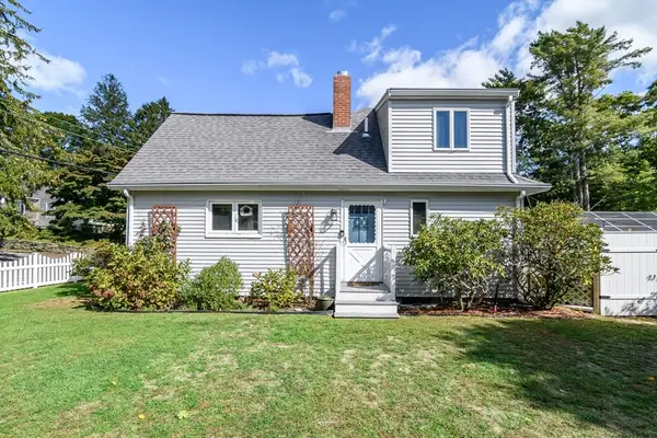 44 Cotuit Rd, Bourne, MA 02532