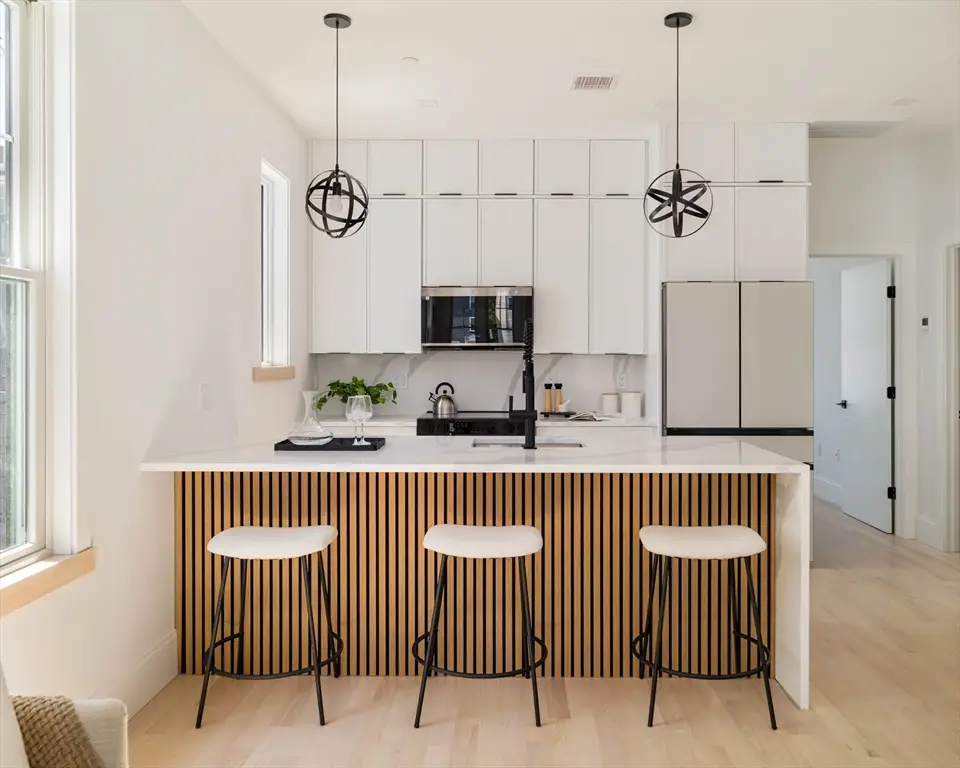 130 Shirley Street #202, Winthrop, MA 02152 - Image #1