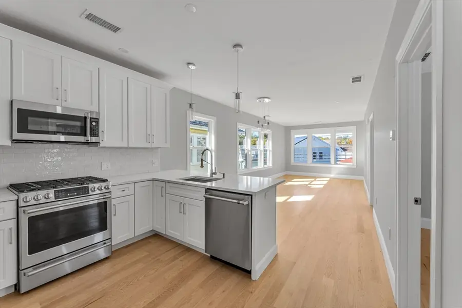 105 Neponset Ave #105, Boston, MA 02131 - Image #2