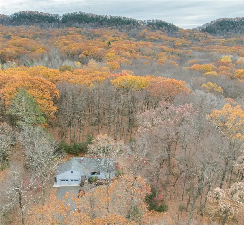 34 Hockanum Rd, Hadley, MA 01035 - Image #2