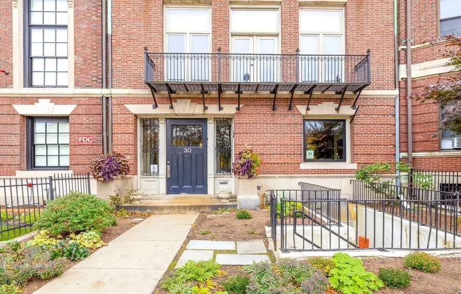 30 Fenway #5, Boston, MA 02215 - Image #3