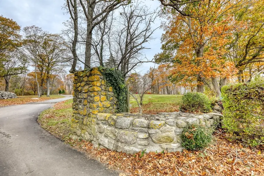 31 Summit Avenue, Rockport, MA 01966 - Image #2